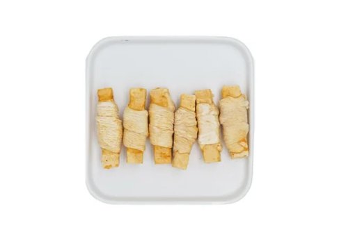 Freeze-dried chicken wrapped around durian
