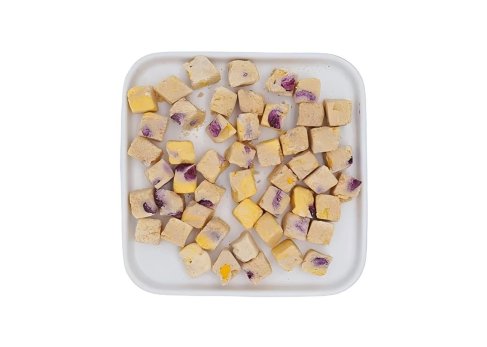 Freeze-dried cod, cheese, and cranberry cubes